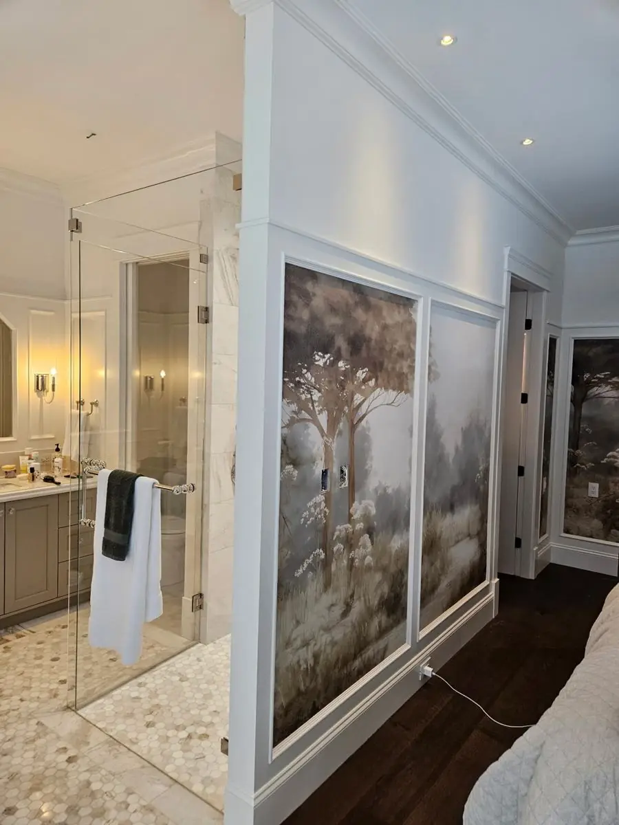 Ensuite with finished door, casing and wall trim